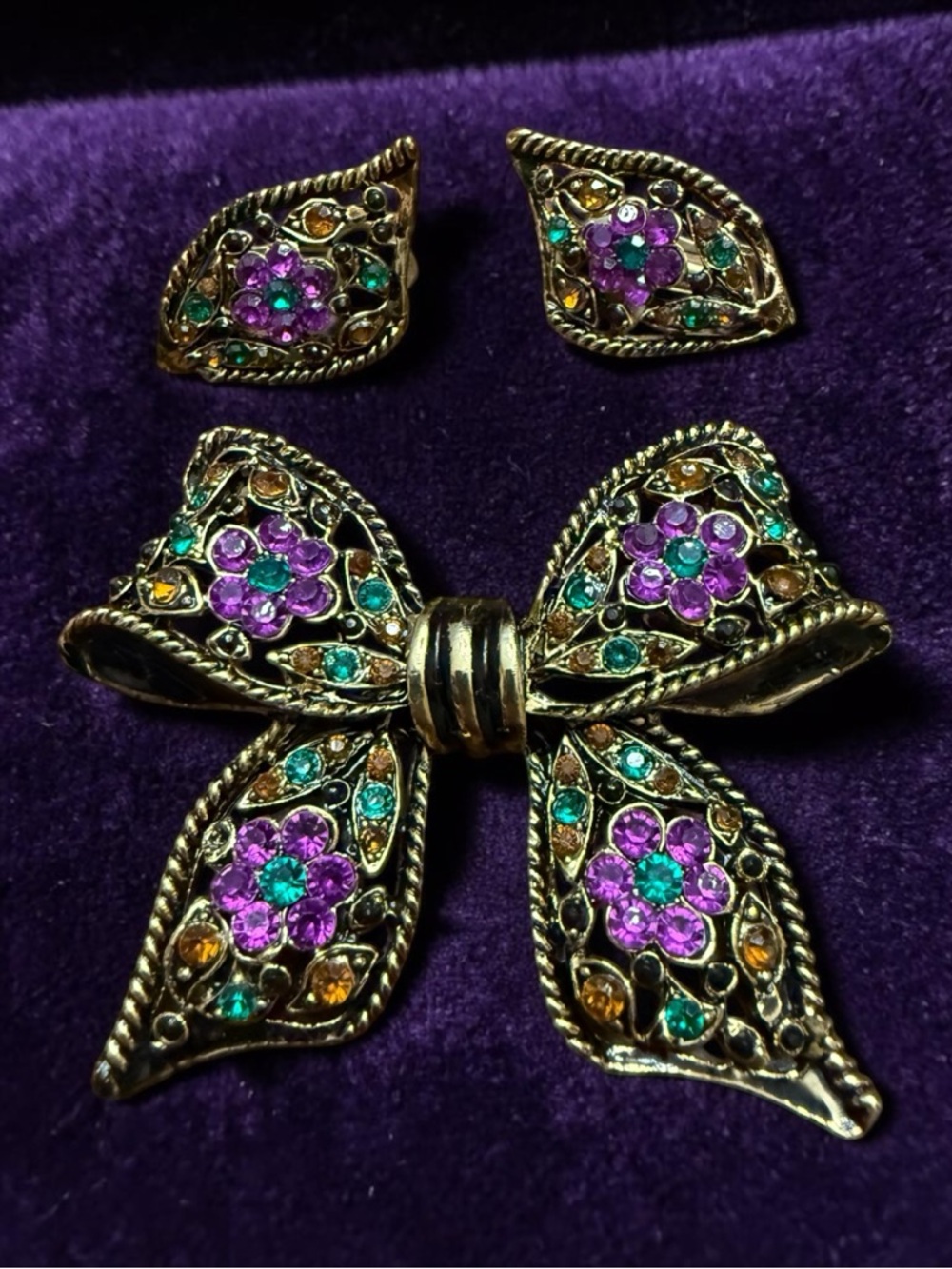 Vintage Rhinestone Bow Brooch Pin & Earrings Set Gold Tone Purple Green Jewel